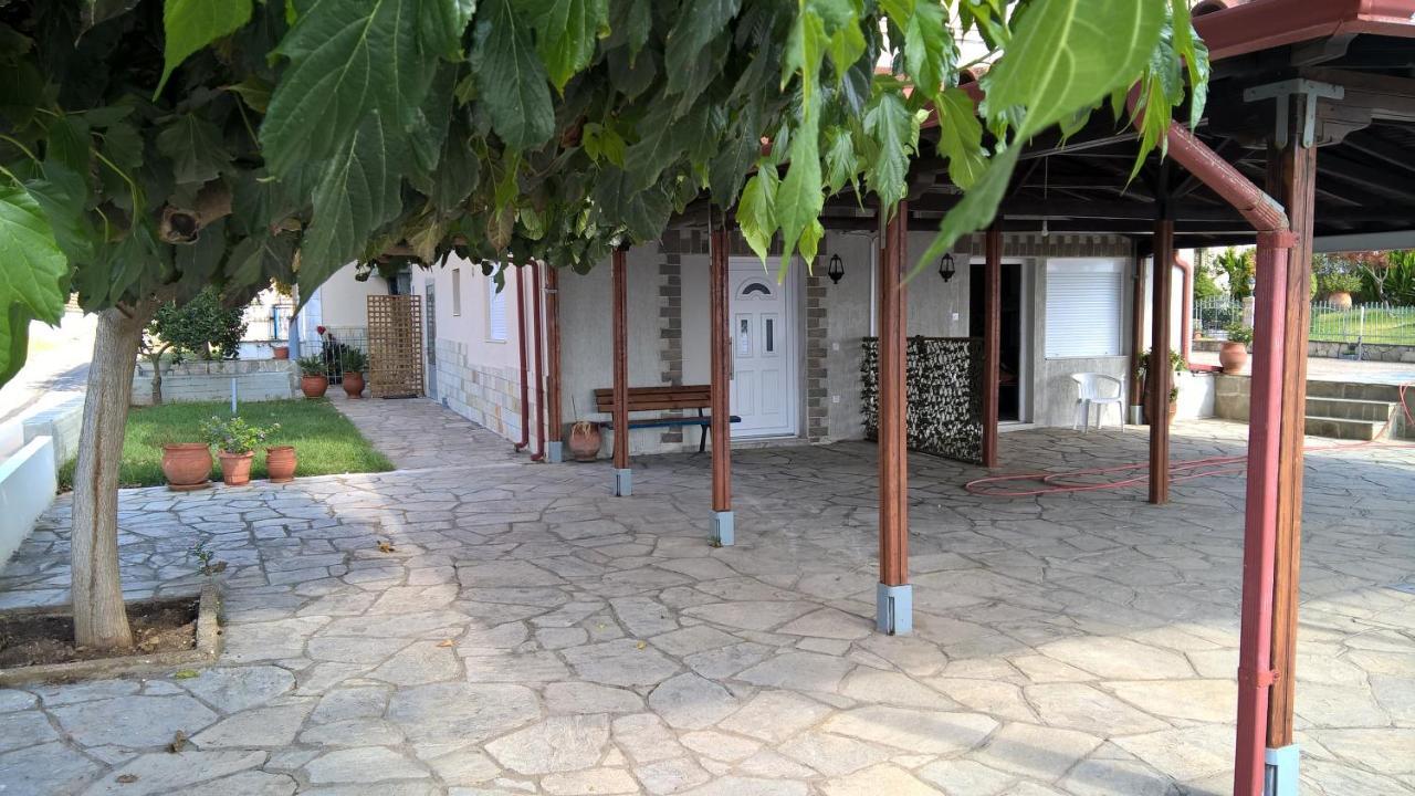 Gkoloi Studios & Apartments Kalyves Polygyrou Екстериор снимка